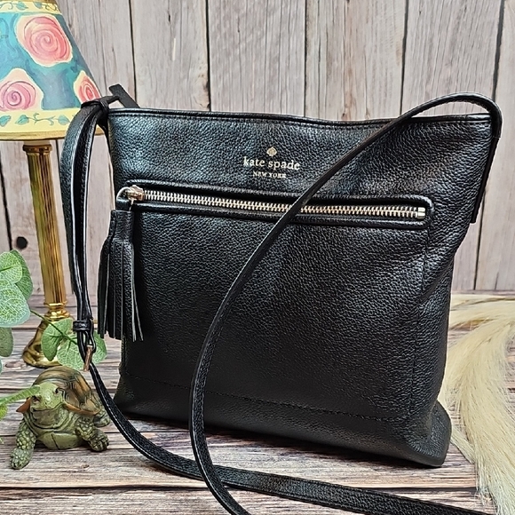kate spade Handbags - KATE SPADE CHESTER STREET DESSI BLACK PEBBLED LEATHER ADJUSTABLE CROSSBODY BAG